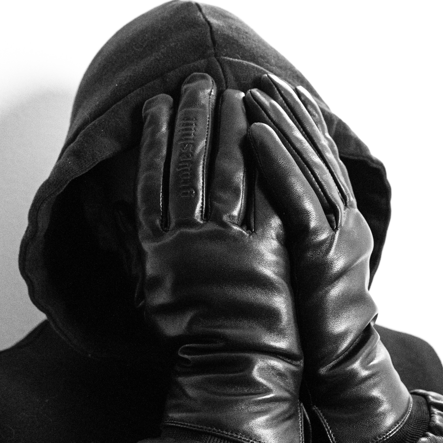 Dead Leather Gloves